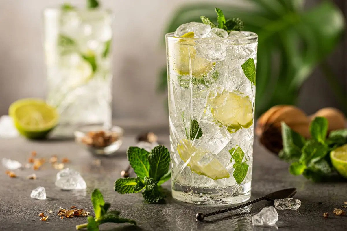 HUG0.0 BY ALTERNATIVA - NON-ALCOHOLIC APERITIF 200ML
